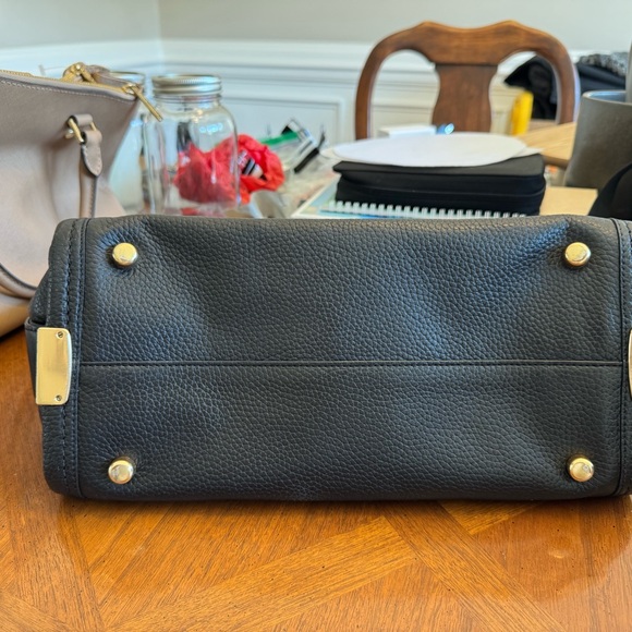 Coach Swagger 30 Black Pebbled Leather with Gold Hardware - Picture 11 of 11